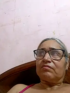 Snapshot of _candi chatting on 11/09/25, 12:25 candi online show from 11/09/25, 12:25