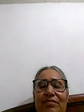 Snapshot of _candi chatting on 02/24/26, 12:22 candi online show from 02/24/26, 12:22