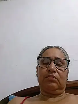  candi online show from 05/31/26, 02:50