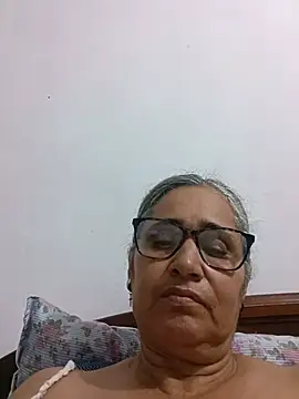  candi online show from 06/04/26, 11:42