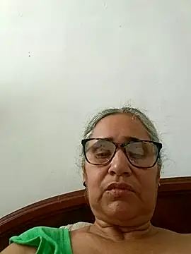 candi online show from 05/04/26, 03:48