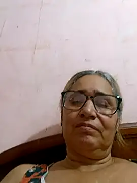 Snapshot of _candi chatting on 11/21/25, 02:54 candi online show from 11/21/25, 02:54