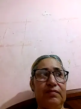 Snapshot of _candi chatting on 11/29/25, 01:17 candi online show from 11/29/25, 01:17