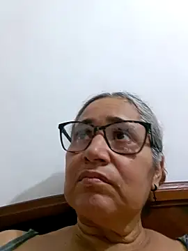 Snapshot of _candi chatting on 02/22/26, 01:41 candi online show from 02/22/26, 01:41