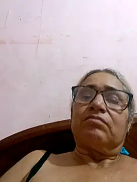 Snapshot of _candi chatting on 10/23/25, 03:16 candi online show from 10/23/25, 03:16