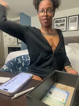 Snapshot of slimerlla chatting on 11/08/25, 08:07 slimerlla online show from 11/08/25, 08:07