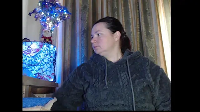 amorelara online show from 10/13/25, 08:38