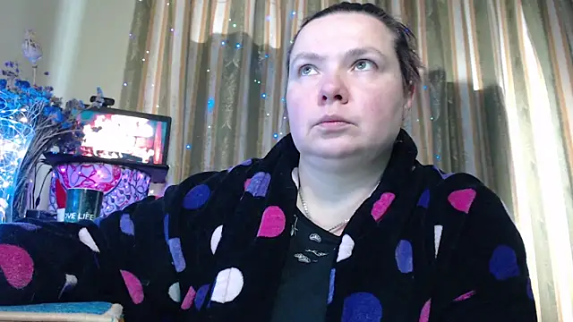 amorelara online show from 02/01/26, 07:06