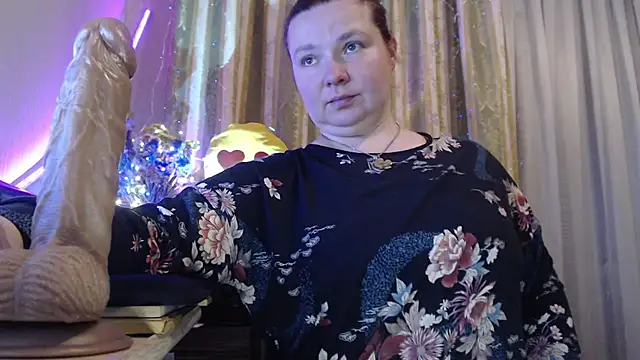 amorelara online show from 05/30/26, 08:09