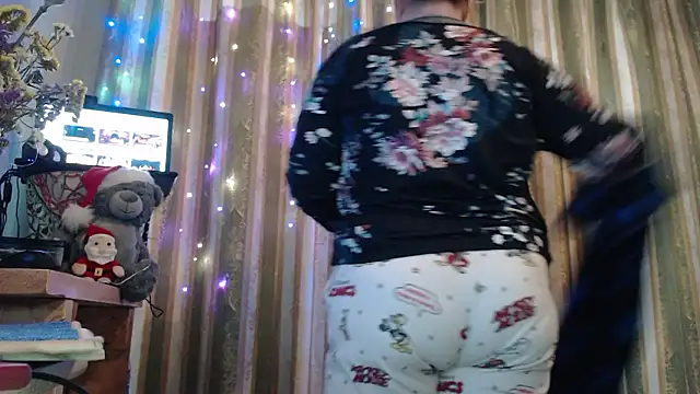 amorelara online show from 01/13/26, 02:10