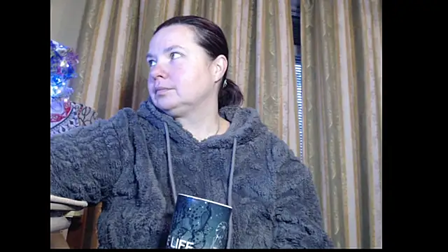 amorelara online show from 10/01/25, 04:39