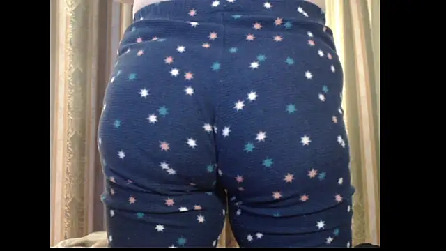 amorelara online show from 10/19/25, 08:06