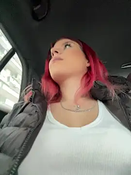 RiriRoseey online show from 02/05/26, 08:54