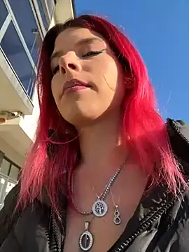 RiriRoseey online show from 10/19/25, 06:49