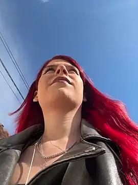 RiriRoseey online show from 04/09/26, 07:47