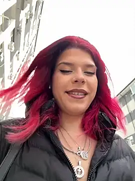 RiriRoseey online show from 12/21/25, 09:22