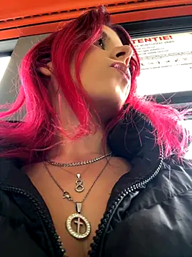 RiriRoseey online show from 10/15/25, 07:16