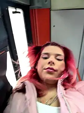 RiriRoseey online show from 01/12/26, 08:43