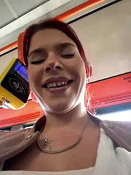 RiriRoseey online show from 03/19/26, 09:09