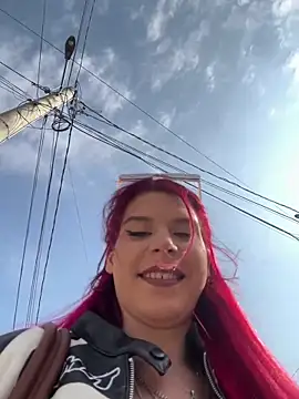 RiriRoseey online show from 04/18/26, 07:33