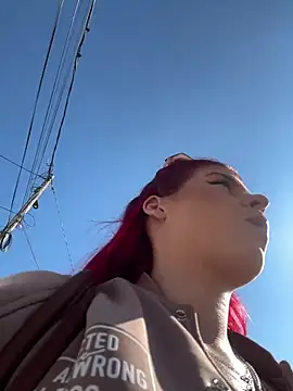 RiriRoseey online show from 04/19/26, 07:09