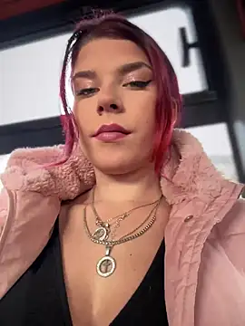 RiriRoseey online show from 12/04/25, 08:57