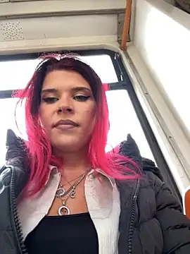 RiriRoseey online show from 11/05/25, 09:12