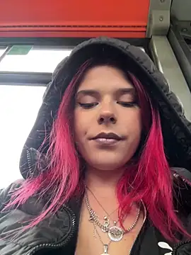 RiriRoseey online show from 12/14/25, 09:04