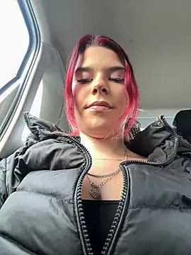 RiriRoseey online show from 01/18/26, 08:51