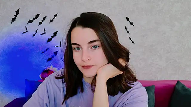 Miss Arwen online show from 10/21/25, 04:34