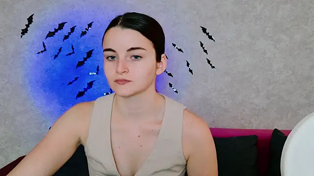 Miss Arwen online show from 10/17/25, 04:38