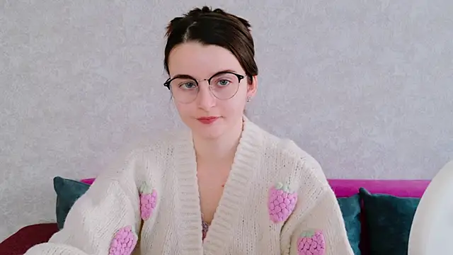 Miss Arwen online show from 12/01/25, 04:57