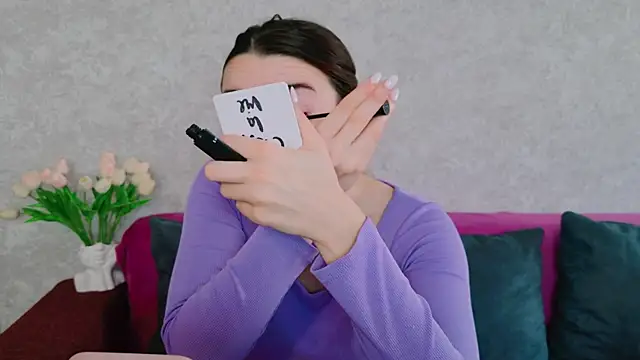 Miss Arwen online show from 11/17/25, 04:38