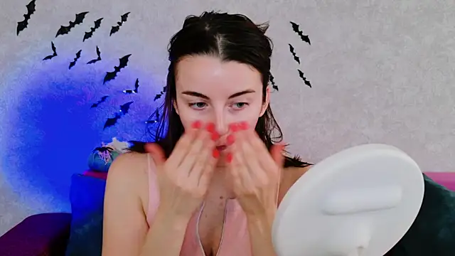 Miss Arwen online show from 10/27/25, 03:29