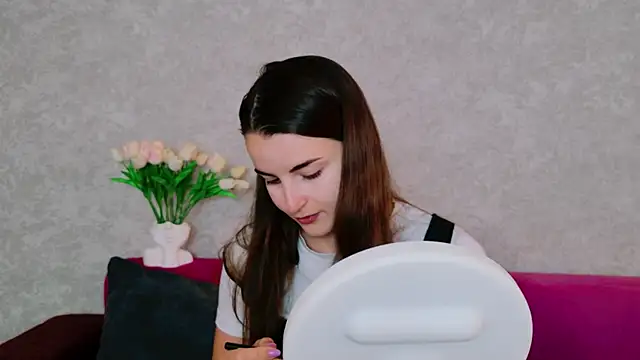 Miss Arwen online show from 09/10/25, 05:28