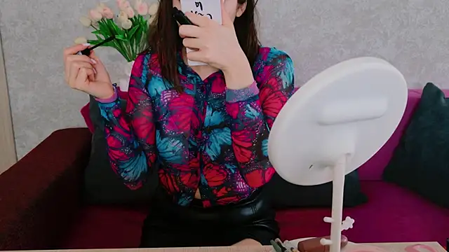 Miss Arwen online show from 11/14/25, 03:54