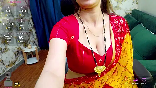 Snapshot of sassysonia chatting on 07/12/26, 12:06 sassysonia online show from 07/12/26, 12:06