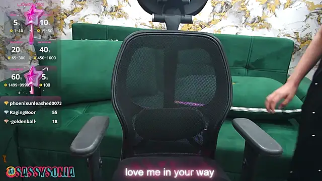 Snapshot of sassysonia chatting on 02/15/25, 12:22 sassysonia online show from 02/15/25, 12:22