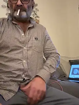 Shyboy817 online show from 12/05/25, 02:32