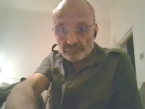 Shyboy817 online show from 11/11/25, 02:06