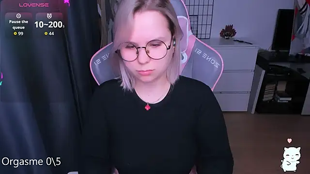 miray kuriyama123 online show from 04/13/26, 08:24