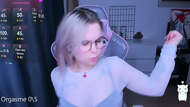 miray kuriyama123 online show from 04/15/26, 08:09