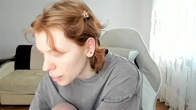 StellaDavis online show from 03/28/26, 10:05