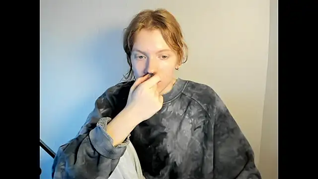 StellaDavis online show from 11/21/25, 09:08