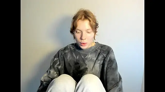 StellaDavis online show from 11/27/25, 08:04