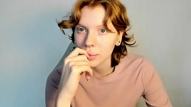 Snapshot of StellaDavis chatting on 03/02/26, 09:27 StellaDavis online show from 03/02/26, 09:27