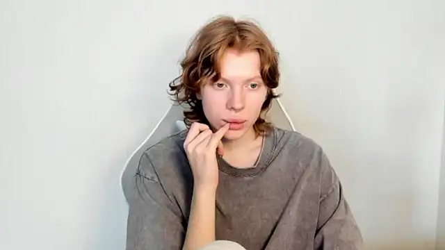 StellaDavis online show from 03/05/26, 08:11