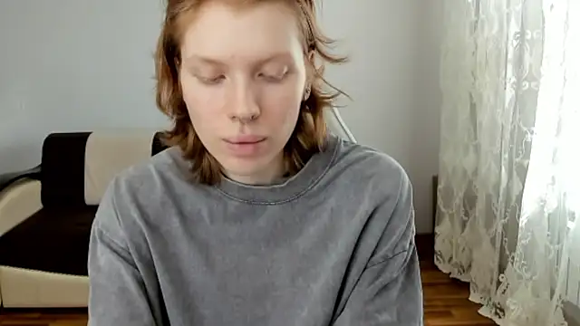 StellaDavis online show from 05/03/26, 11:04