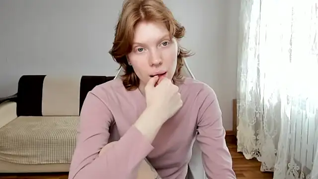 StellaDavis online show from 04/21/26, 10:44