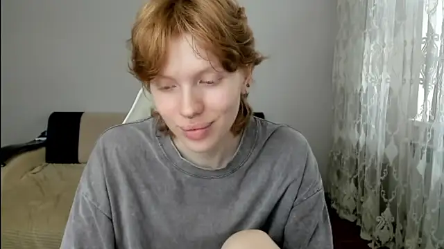 Snapshot of StellaDavis chatting on 07/10/26, 11:10 StellaDavis online show from 07/10/26, 11:10